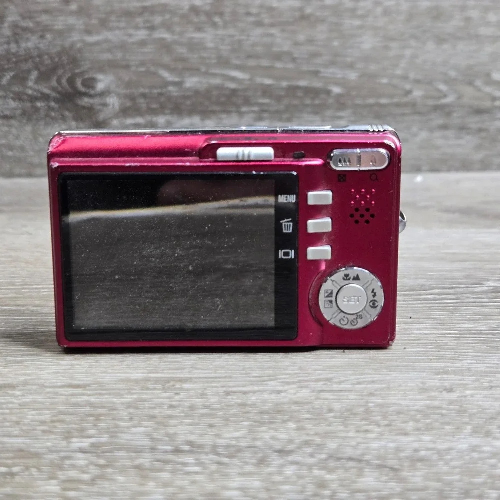 Polaroid T730 7MP Digital Camera 3x Optical Zoom Compact Silver Point & Shoot